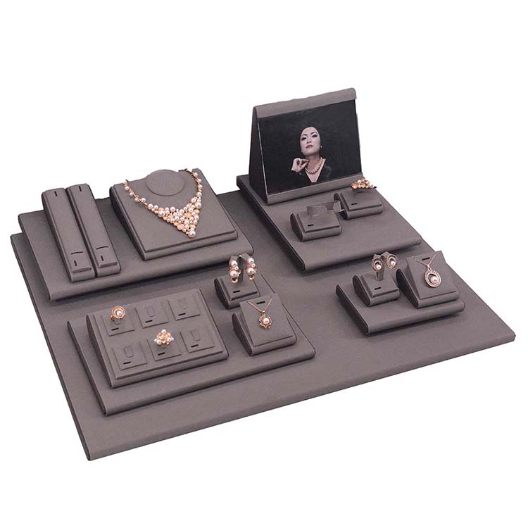 Customized PU Leather Luxury Jewelry Display Set